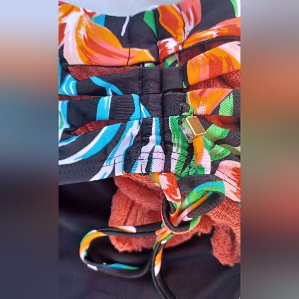 NWT Bikini Bottom    - Picture 5 of 16